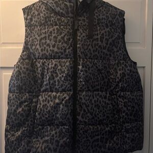 GAP Cheetah Print Black Quilted ColdControl Jacket